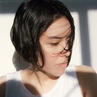 マイカ・ルブテ「Show Me How（Kan Sano Remix）」配信ジャケット