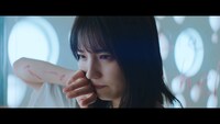 乃木坂46「もしも心が透明なら」ミュージックビデオより。