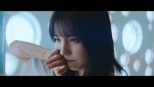 乃木坂46「もしも心が透明なら」ミュージックビデオより。