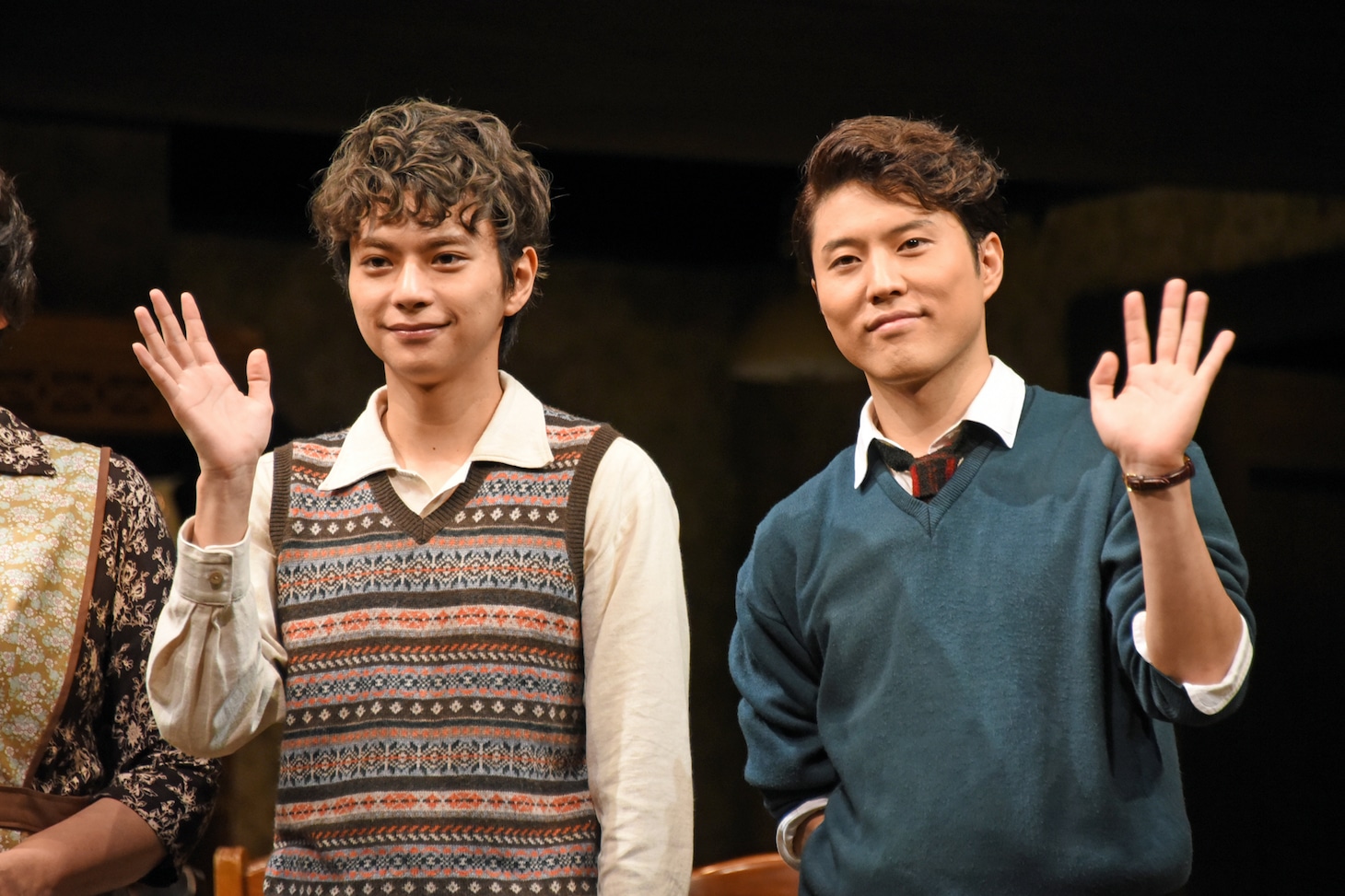左から佐藤勝利、入野自由。