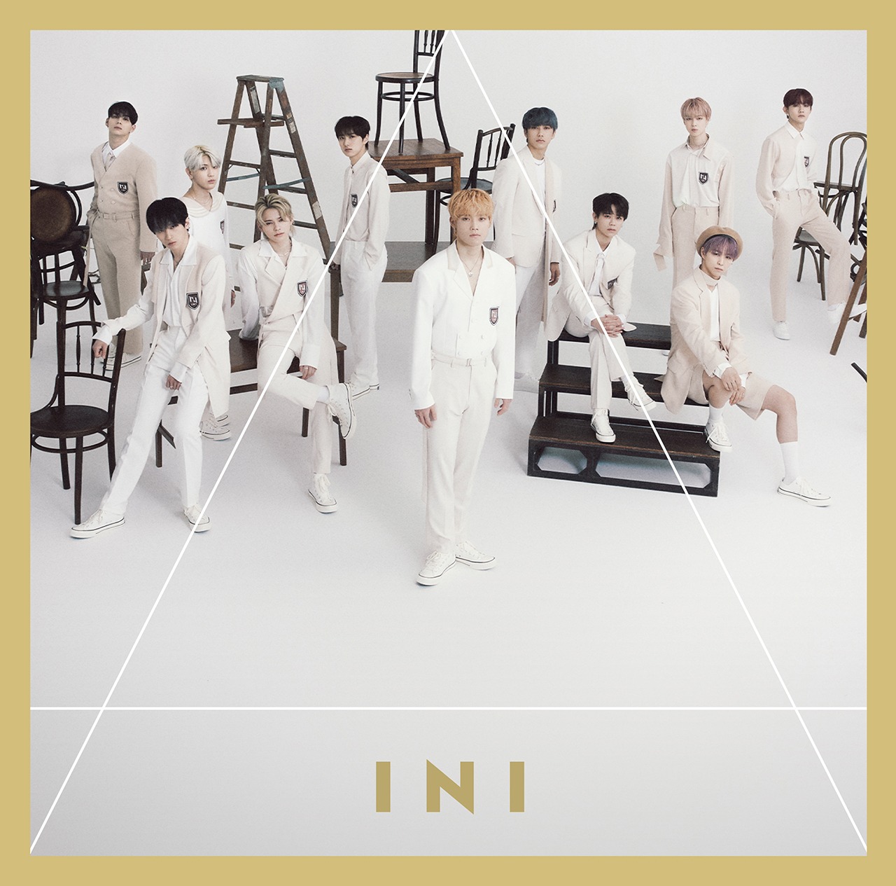 INI「A」初回限定盤Bジャケット