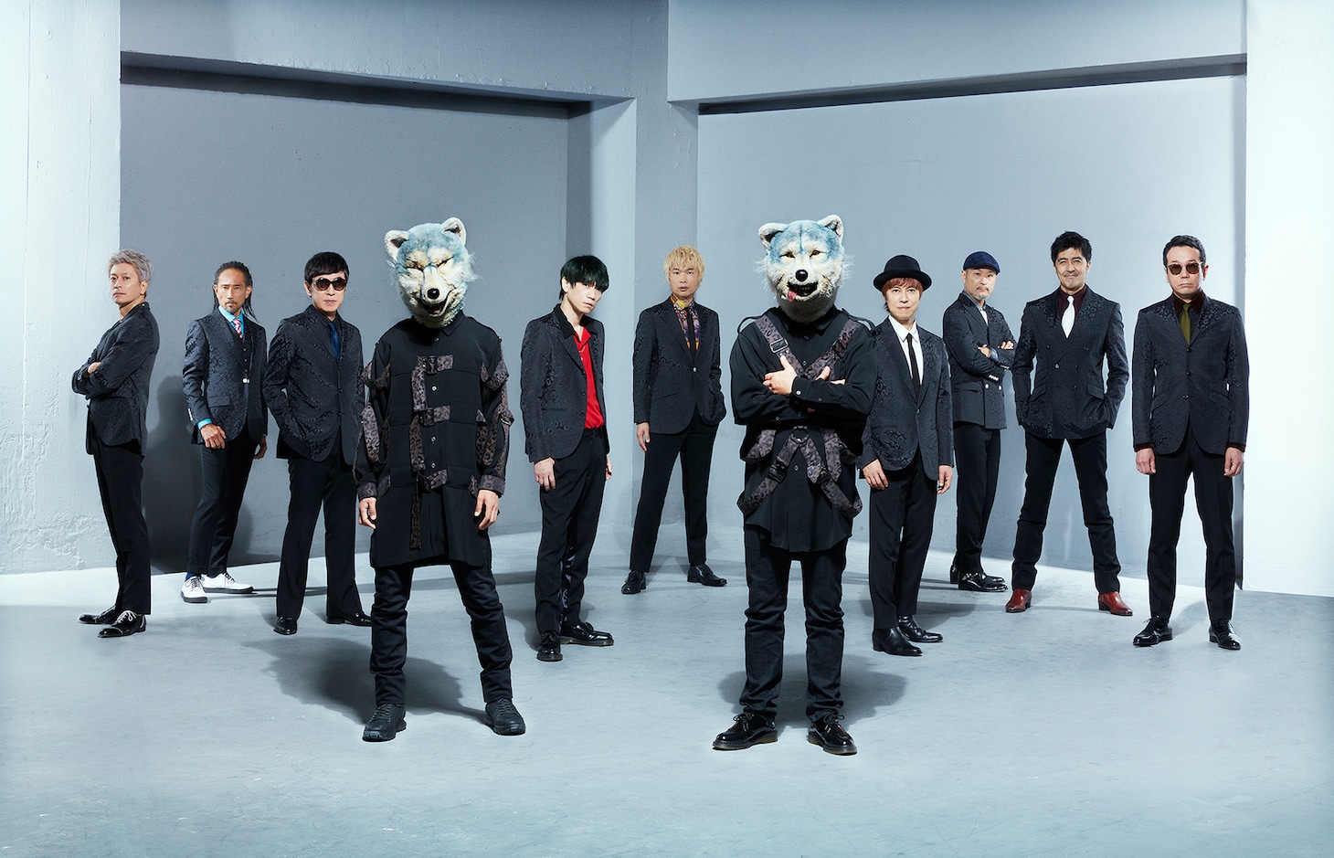 東京スカパラダイスオーケストラとMAN WITH A MISSIONのTokyo Tanaka、Jean-Ken Johnny。