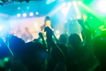 空白ごっこ（撮影：鈴木友莉）