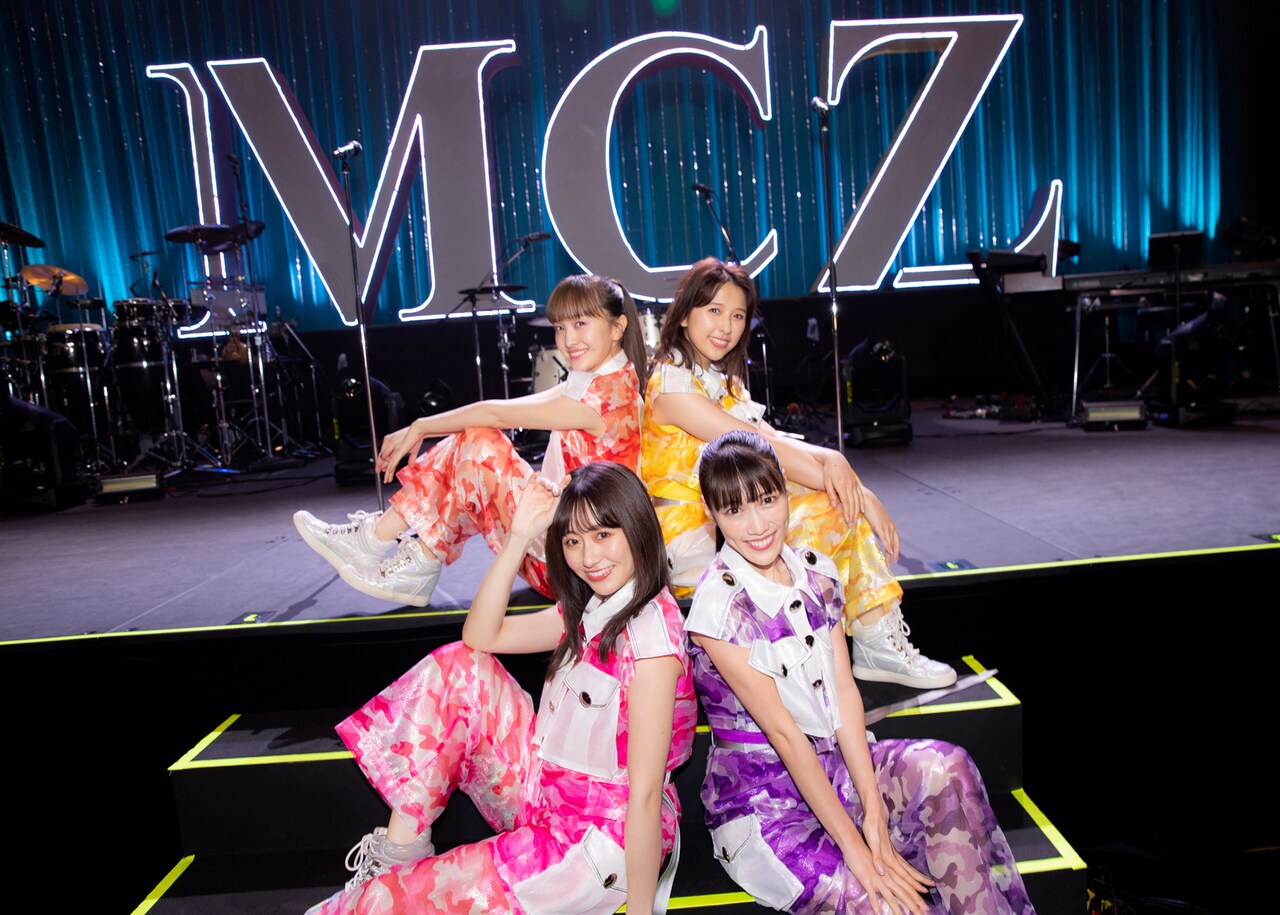 ももクロが生バンド配信ライブで90分一本勝負、「モノクロ
