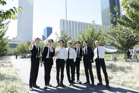 BTS (p)&(c)BIGHIT MUSIC