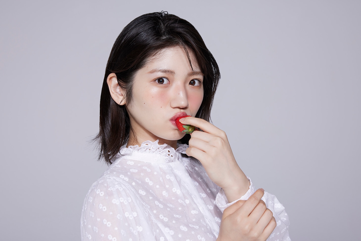 村山彩希