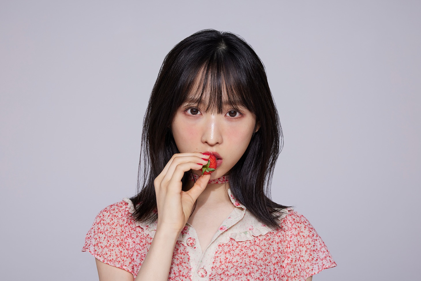 小栗有以
