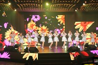 ≠MEによるパフォーマンスの様子。