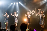 BOLT「#BOLT関東デマス ～初ライブツアーの巻～」第1部の様子。（撮影：笹森健一）