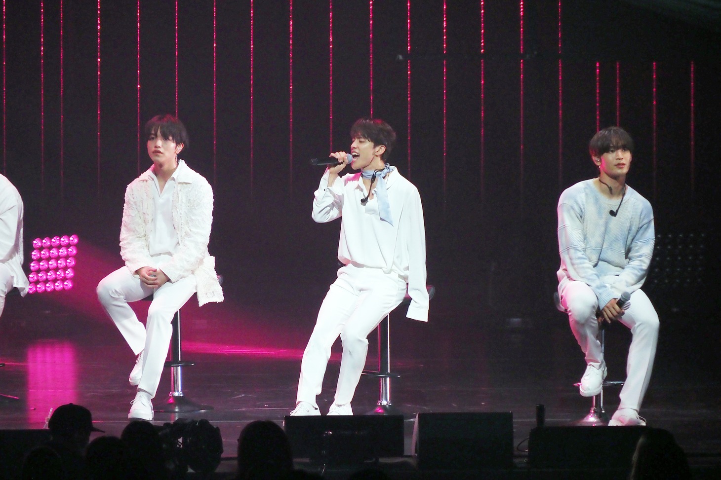 「KCON World Premiere: The Triangle」JO1の第2部のライブの様子。 （写真提供：CJ ENM） 「KCON:TACT HI 5」 (c)CJ ENM Co., Ltd, All Rights Reserved