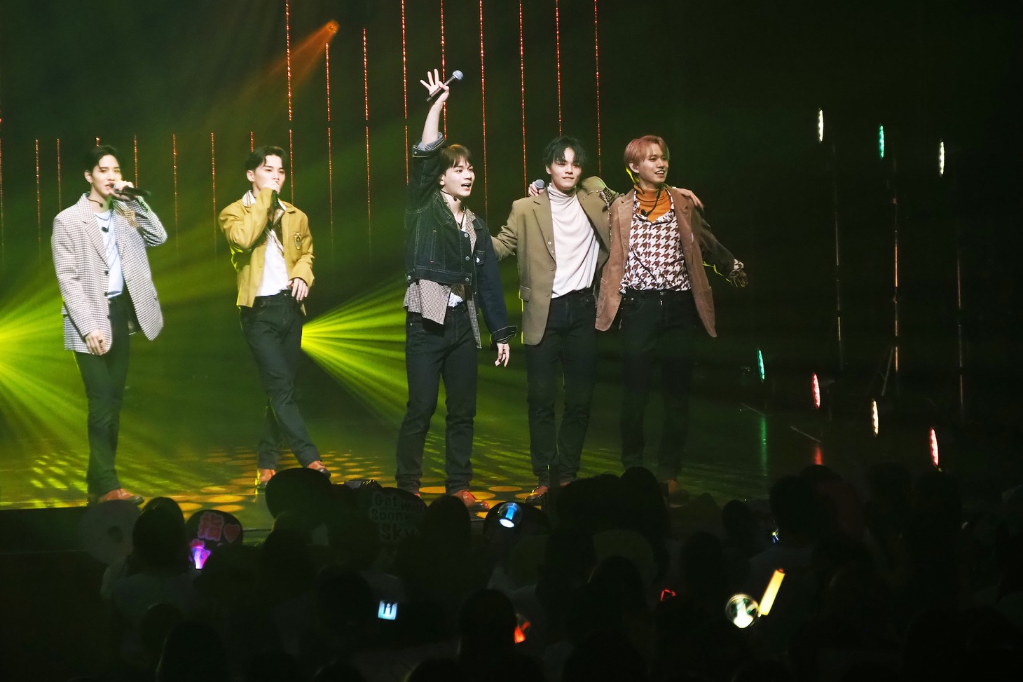 「KCON World Premiere: The Triangle」JO1の第1部のライブの様子。 （写真提供：CJ ENM） 「KCON:TACT HI 5」 (c)CJ ENM Co., Ltd, All Rights Reserved