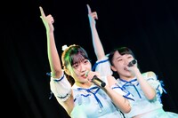 左から南みゆか 、蒼井湊。