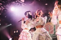 ワールズエンド。によるライブの様子。