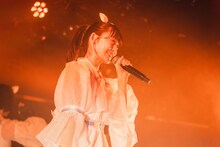 Devil ANTHEM.によるライブの様子。