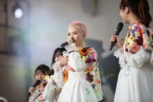 突然カイロの話を始める安本彩花。