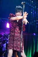 ミッツ・マングローブ（星屑スキャット）