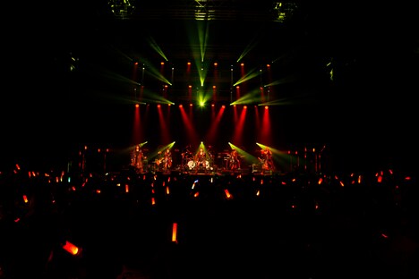 JAM Project「GET OVER -JAM PROJECT THE LIVE-」の様子。