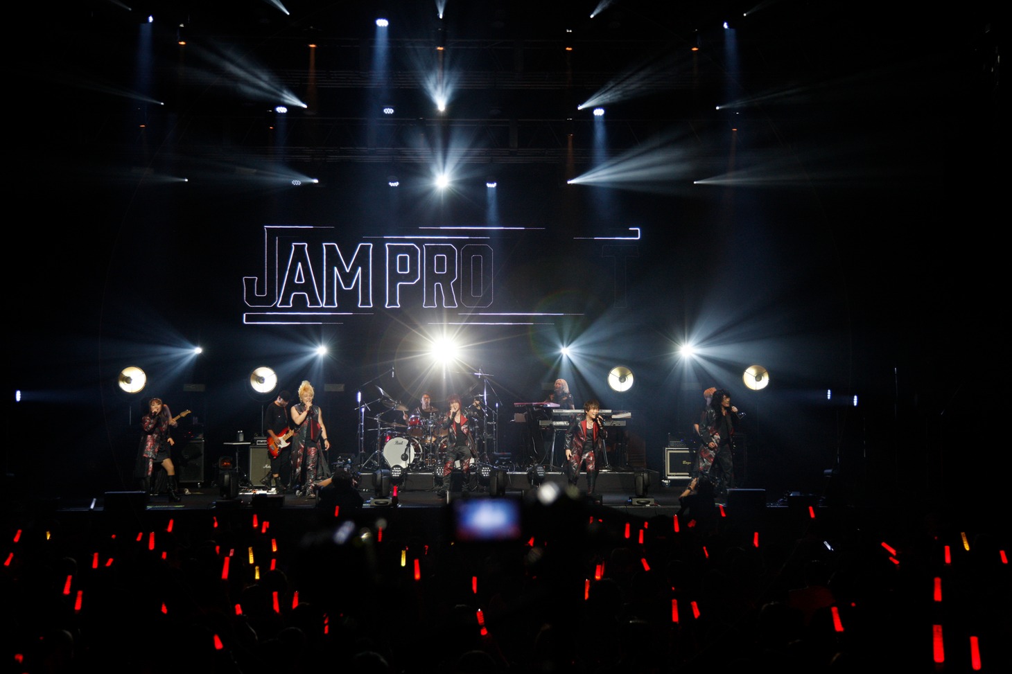 JAM Project「GET OVER -JAM PROJECT THE LIVE-」の様子。