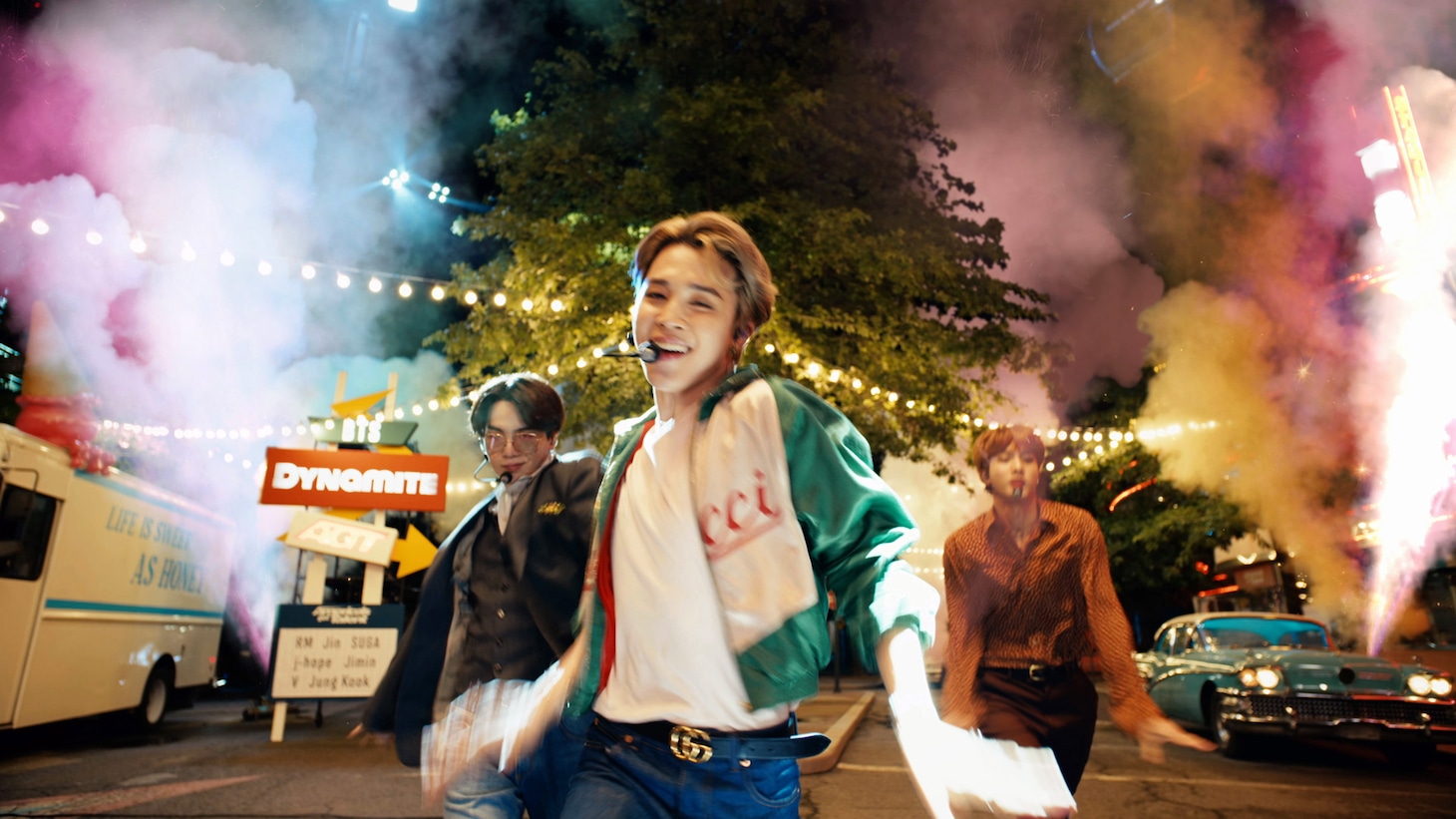 「アメリカズ・ゴット・タレント」シーズン15のBTSパフォーマンスシーン。(c)2020 Simco Ltd. and FremantleMedia North America, Inc. ALL RIGHTS RESERVED