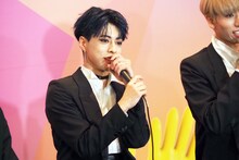 佐野文哉（OWV）（写真提供：CJ ENM） 「KCON:TACT HI 5」 (c)CJ ENM Co., Ltd, All Rights Reserved