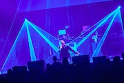 SKY-HIのライブの様子。(撮影:後藤壮太郎)