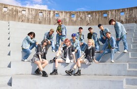 AKB48がプロダンスチームとコラボ!「根も葉もRumor」ストリートダンス披露