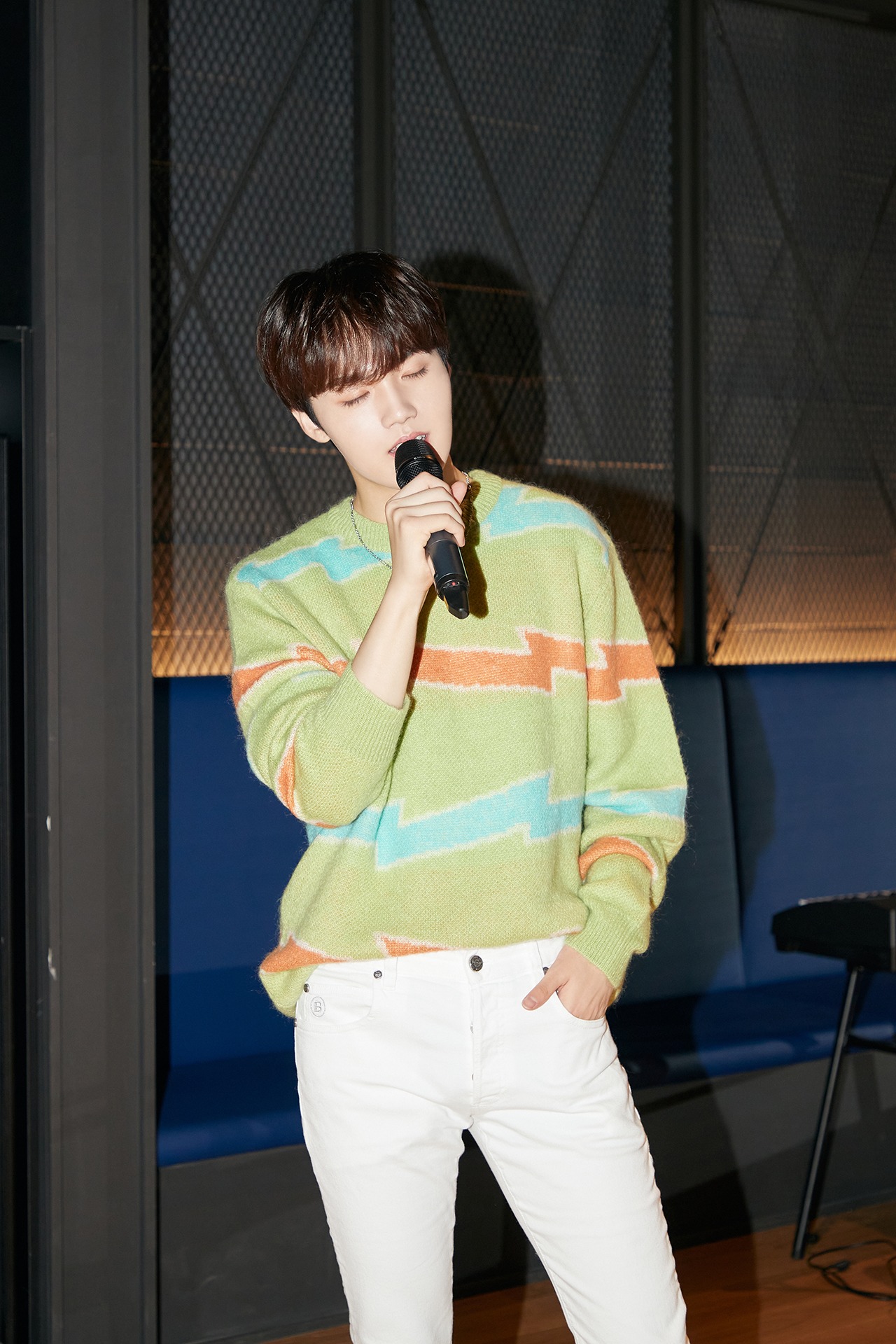 DOYOUNG