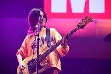 松岡彩（SHISHAMO） (c)テレビ朝日ドリームフェスティバル2021（撮影：岸田哲平）