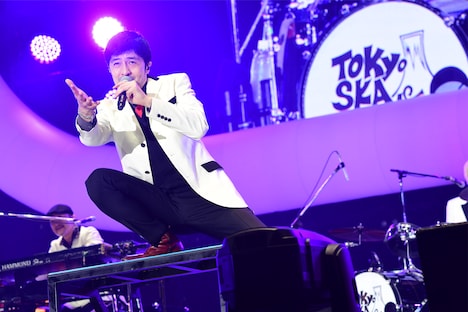 谷中敦(Baritone Sax / 東京スカパラダイスオーケストラ) (c)テレビ朝日ドリームフェスティバル2021 / 写真:岸田哲平