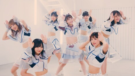 #ババババンビ「恋するうさぎちゃん最強伝説」ミュージックビデオより。