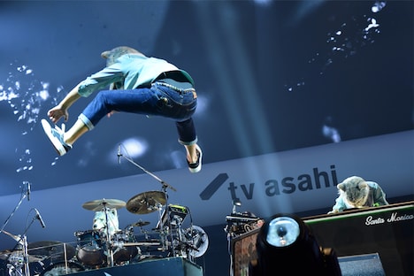 MAN WITH A MISSION（撮影：岸田哲平）