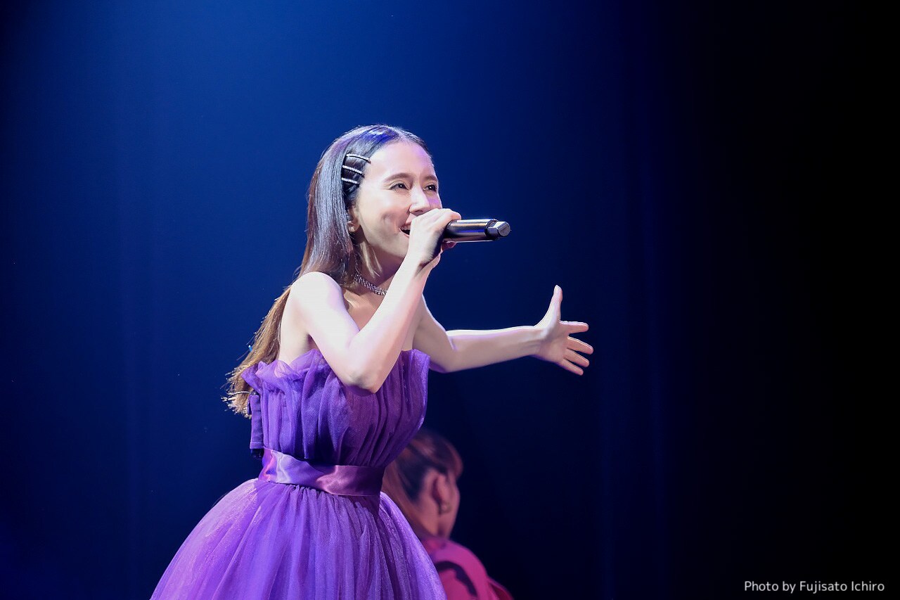 May J.、デビュー15周年記念ツアー終え「やっと本当の自分に戻れた気が