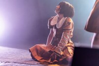 「CHICKEN BLOW THE IDOL-Début Live『透 き 間 風』」の様子。