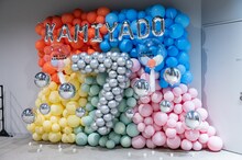 神宿7周年を祝うオブジェ。