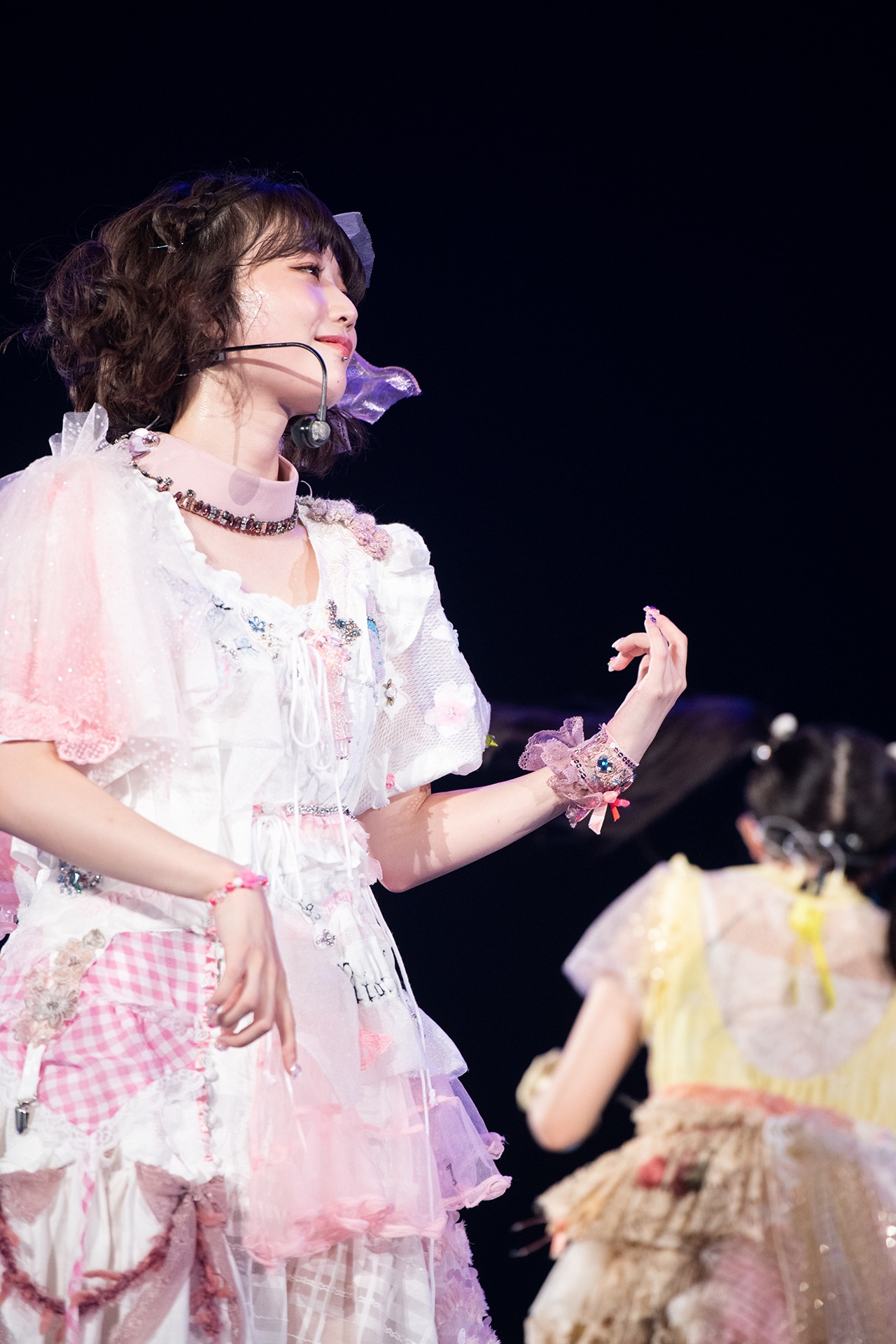 小山ひな