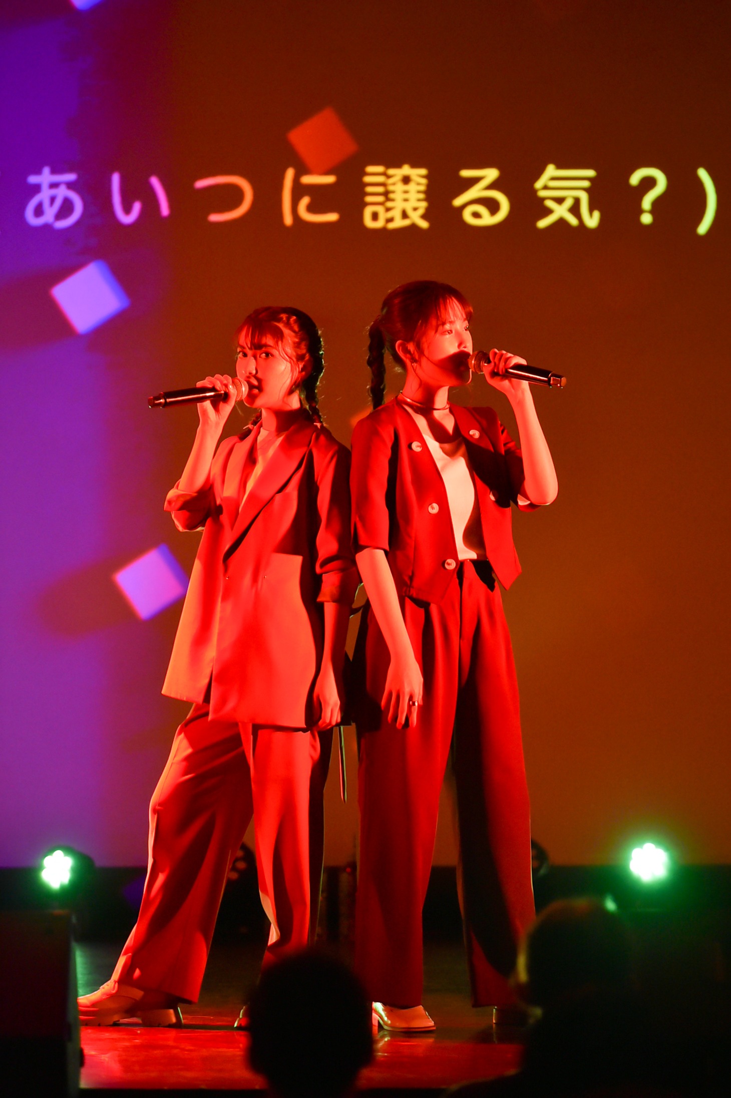 et-アンド-「Monthly LIVE 2021『RGB』」の様子。