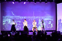 et-アンド-「Monthly LIVE 2021『RGB』」の様子。