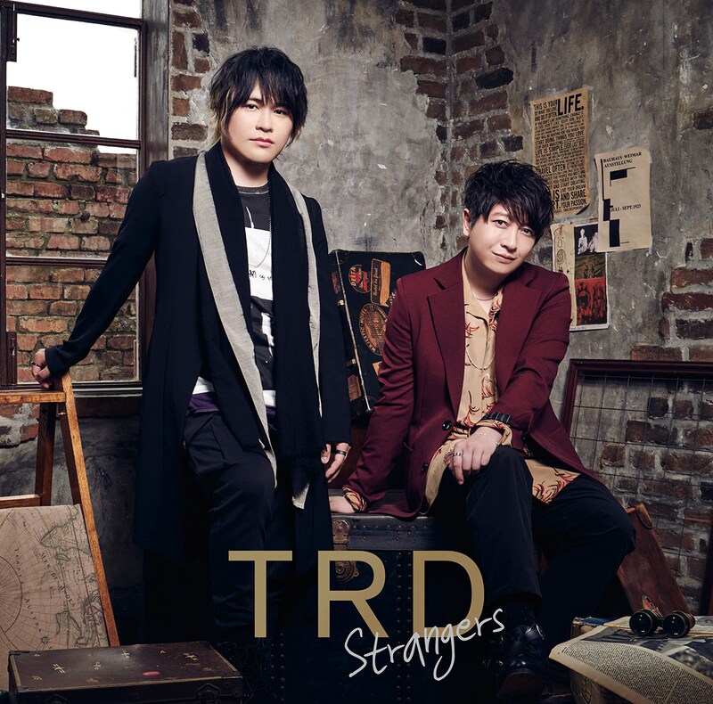 TRD「Strangers」初回限定盤ジャケット