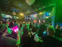 「UPローチ夏の7都市無銭ツアーFINAL」の様子。