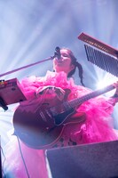 カナ（CHAI）（撮影：ヤオタケシ）