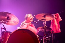 ユナ（CHAI）（撮影：ヤオタケシ）