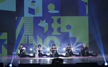 TOMORROW X TOGETHER (p)&(c)BIGHIT MUSIC