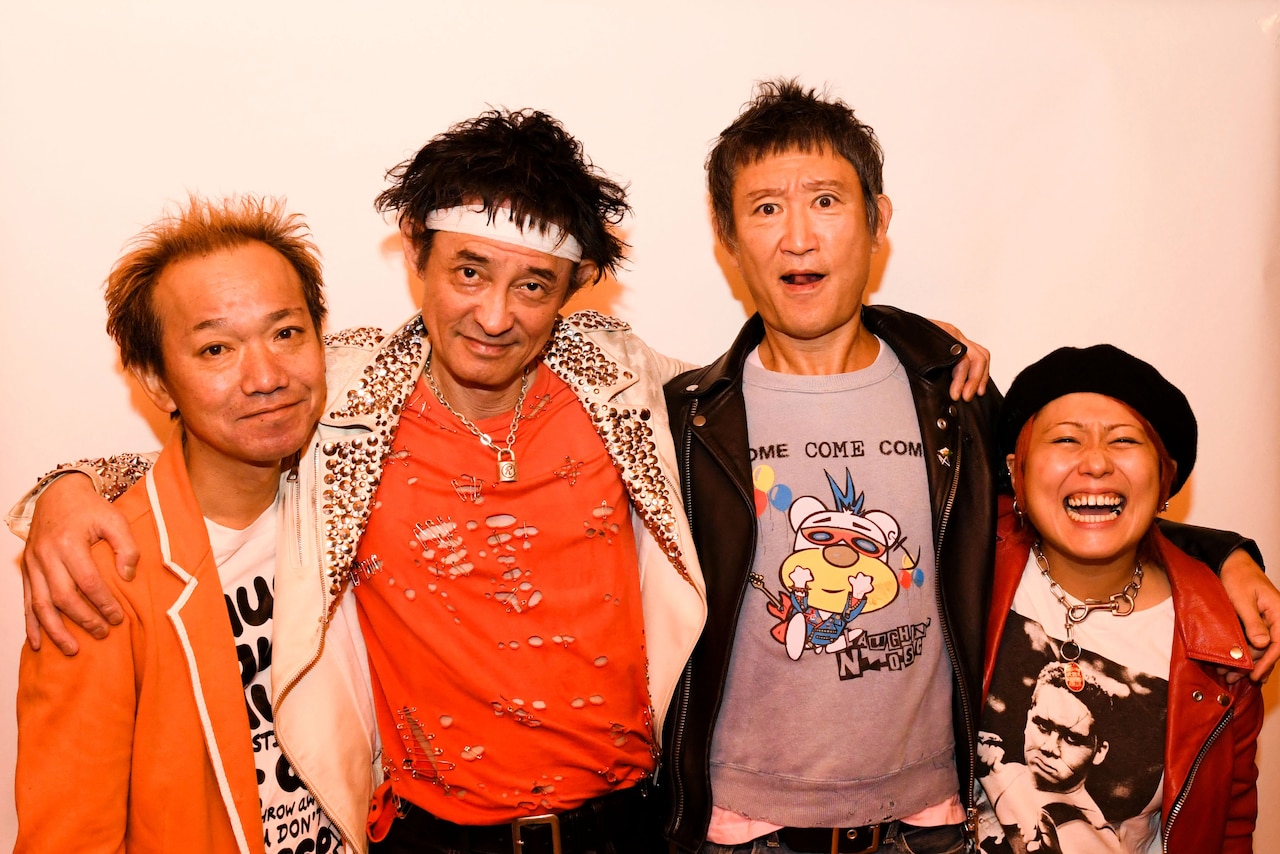 ⭐️ヒロ 様用LAUGHIN'NOSE LAUGHIN' NOSE - Amazon.com Music