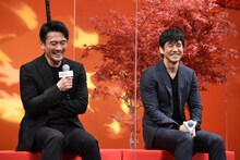 内野聖陽と西島秀俊。