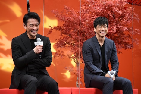 内野聖陽と西島秀俊。