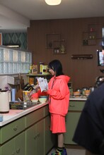 SCANDAL「one more time」ミュージックビデオ撮影のオフショット。