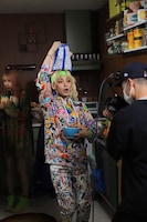 SCANDAL「one more time」ミュージックビデオ撮影のオフショット。