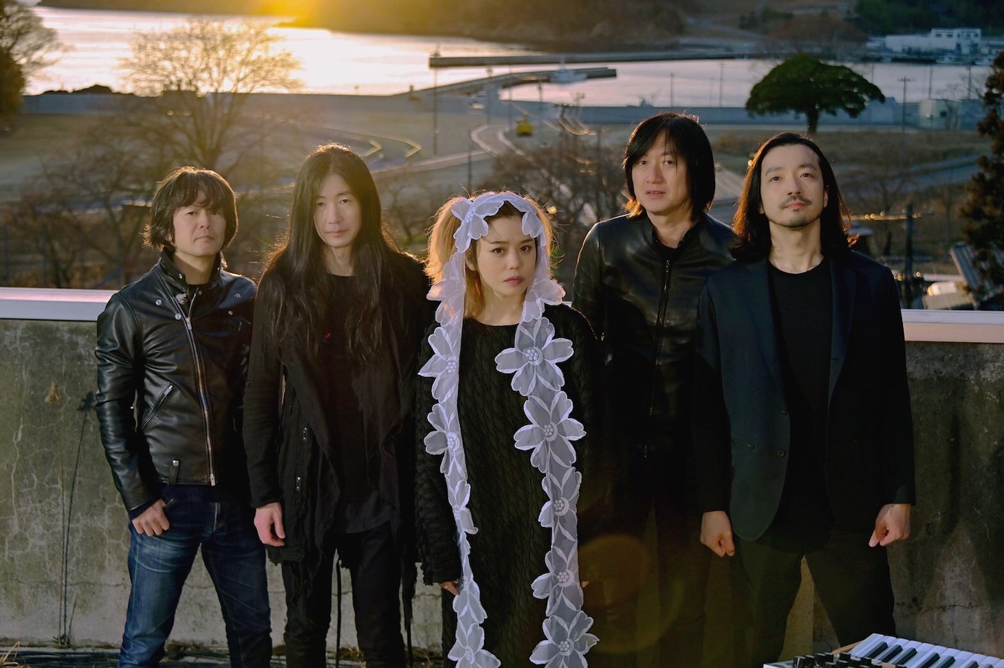 YEN TOWN BAND (c)TBS