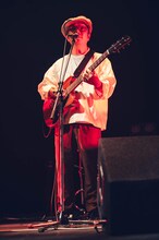 青柳拓次（Vo, G）