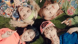 SCANDALのナチュラルな表情詰まった「one more time」MV公開、オフショットも到着